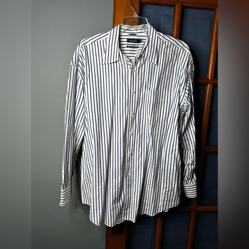 NAUTICA Men’s White w/Blue Strips Long Sleeve Button Down Shirt ~ Size XXL